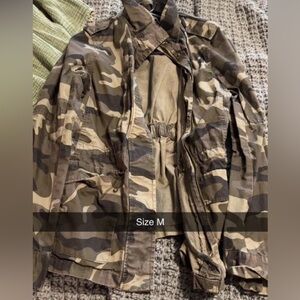 Love Tree Green Camouflage Jacket